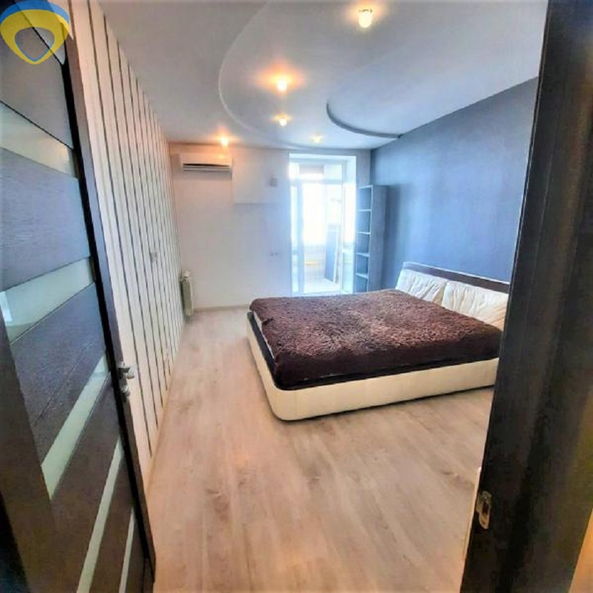 продажа двухкомнатной квартиры номер A-173865 в Приморском районе, фото номер 8